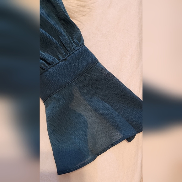 Dark teal, crop blouse, with long sleeves,  size medium, from Dynamite - Picture 3 of 6